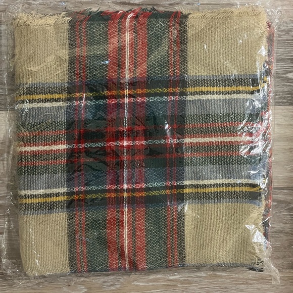 Check/tartan blanket scarf - Picture 1 of 1